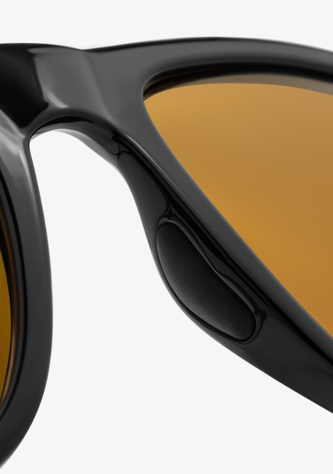 Rift Black / Yellow Revo
