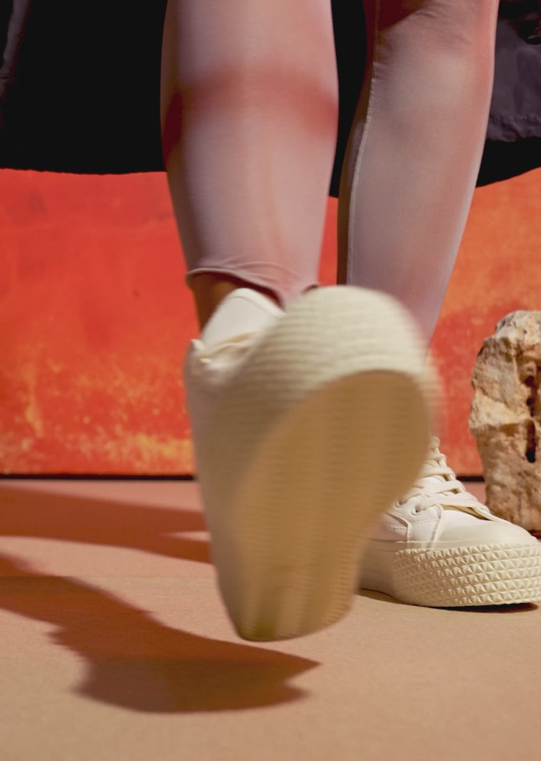 Triple Med Beige