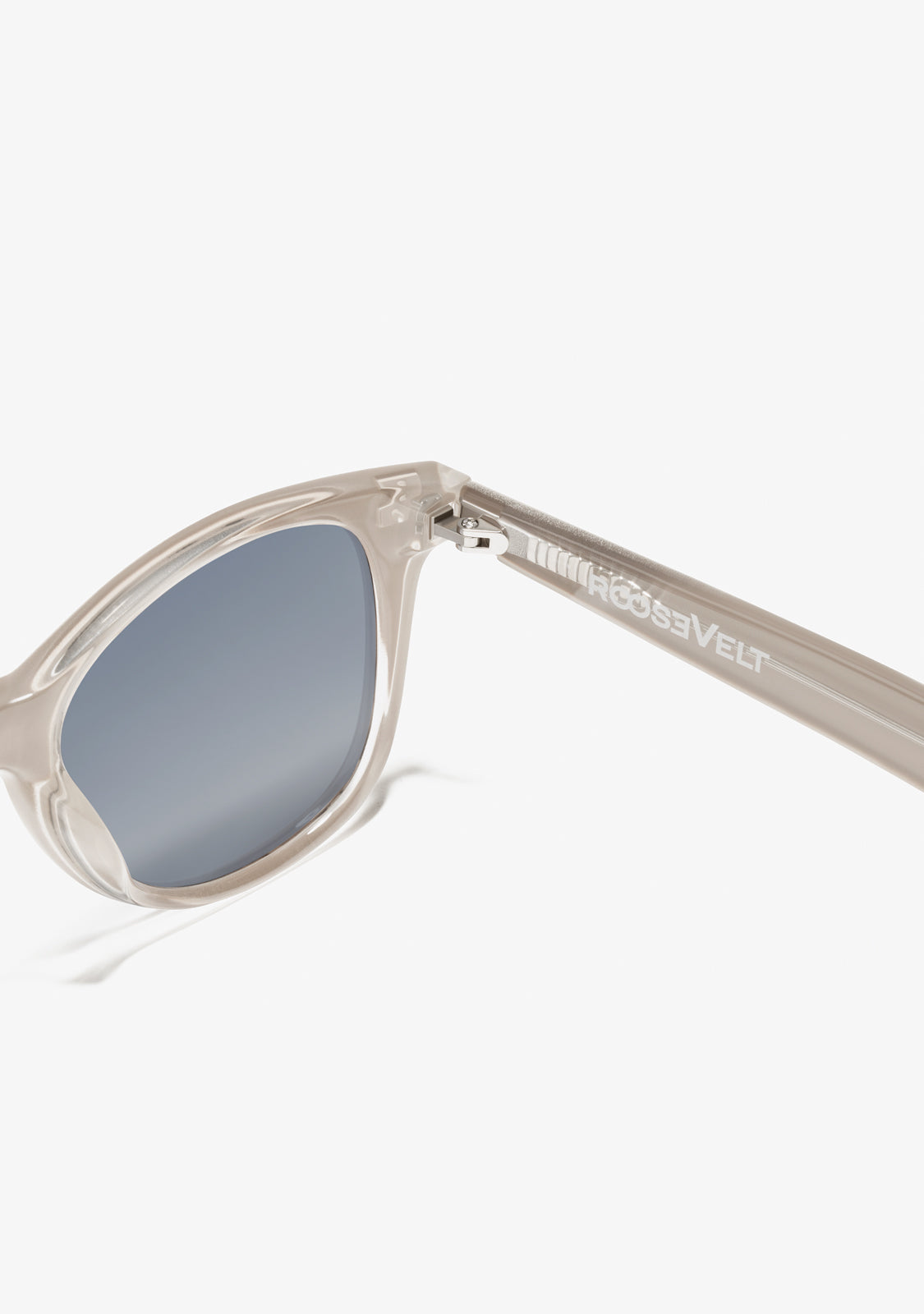 Roosevelt V Shiny Beige / Grad Blue
