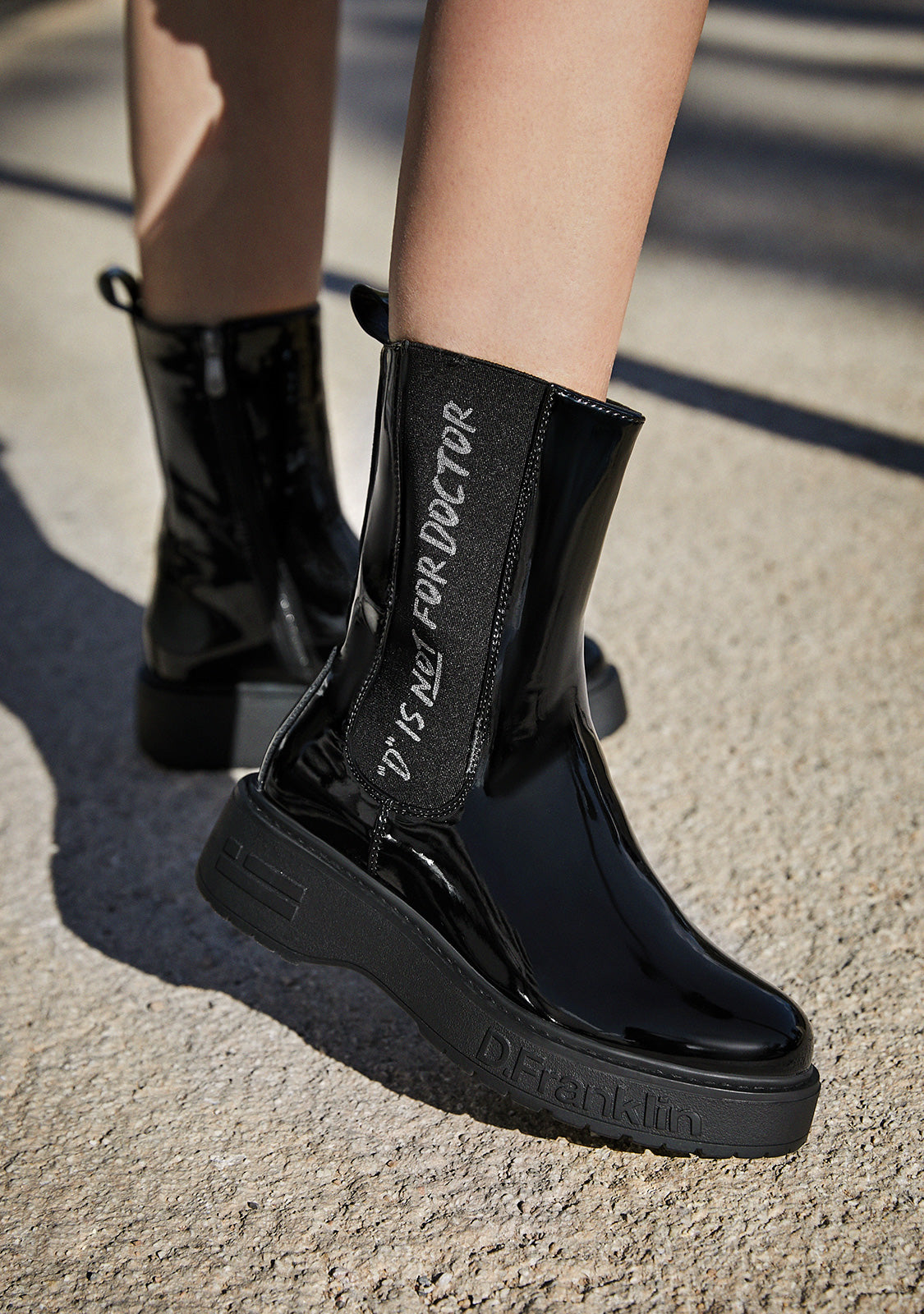 Gumme Track Chelsea Patent / Black
